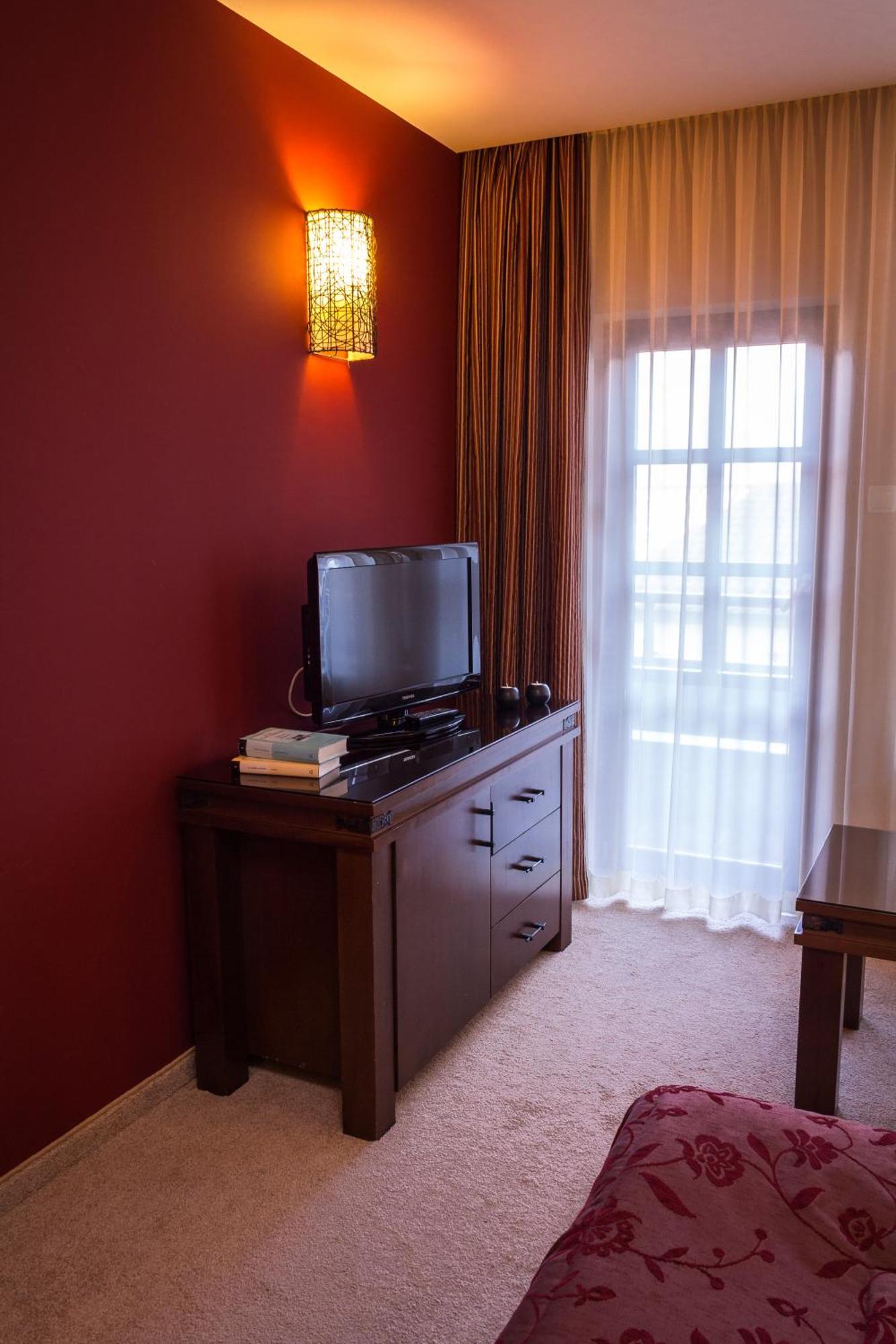 Family Hotel Strannopriemnitza Орешак Номер фото